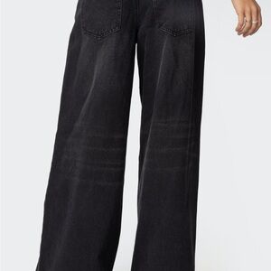 Edikted pleated detailed jeans. (New with tags) size xs